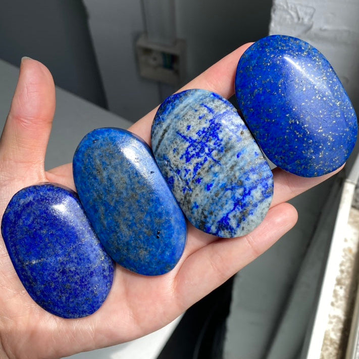 Lapis Lazuli Palm Stone – Simmon Crystal Wholesale