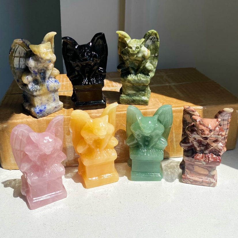 Large Crystal Gargoyle – Simmon Crystal Wholesale