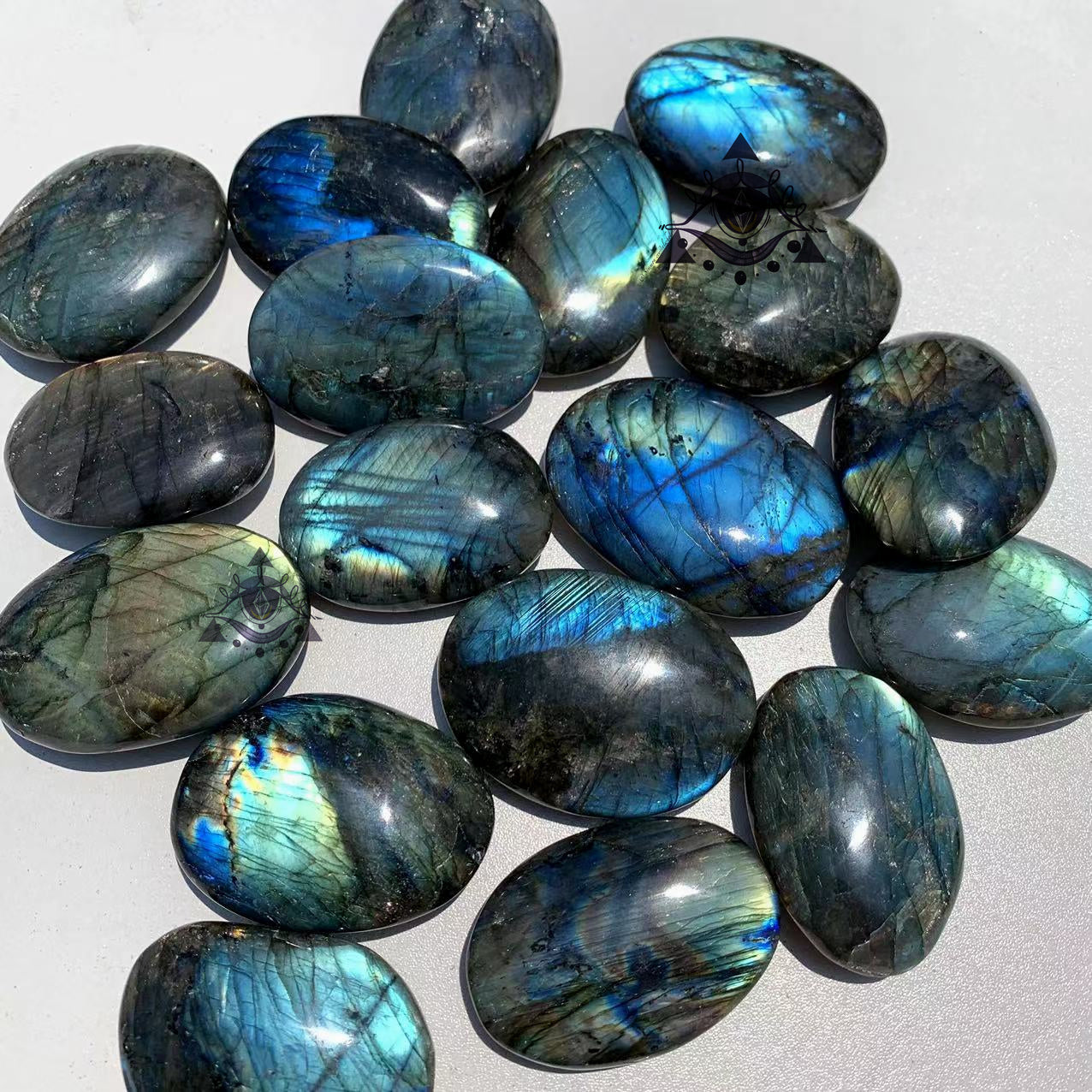 Labradorite Palm Stone – Simmon Crystal Wholesale