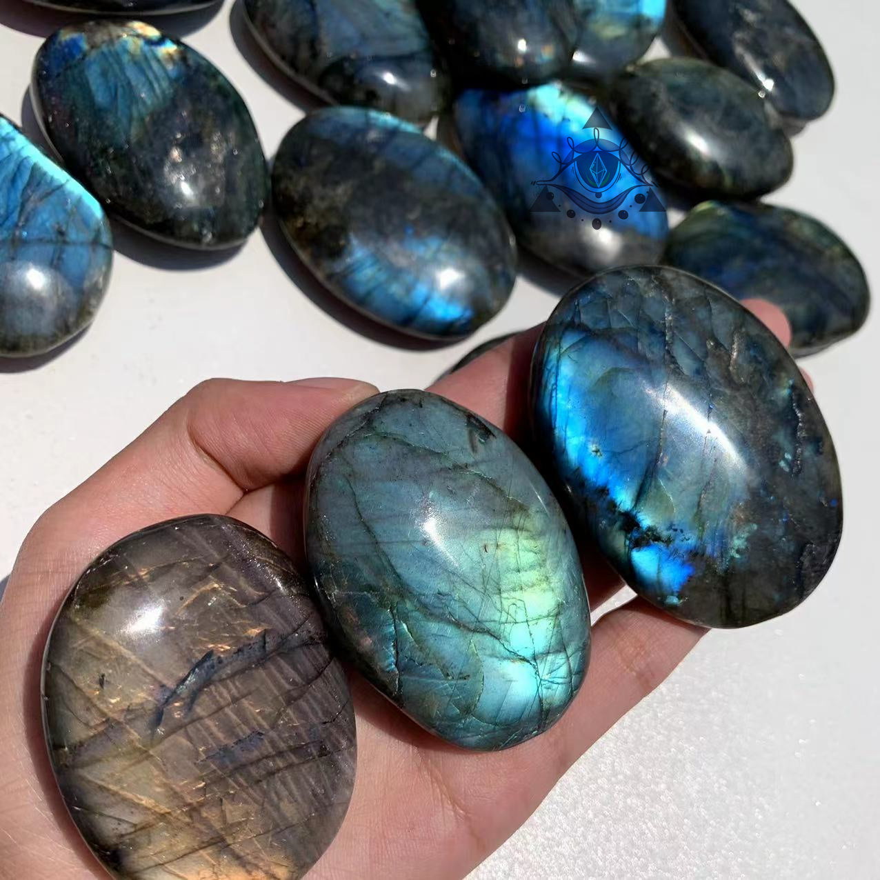 Labradorite Palm Stone – Simmon Crystal Wholesale