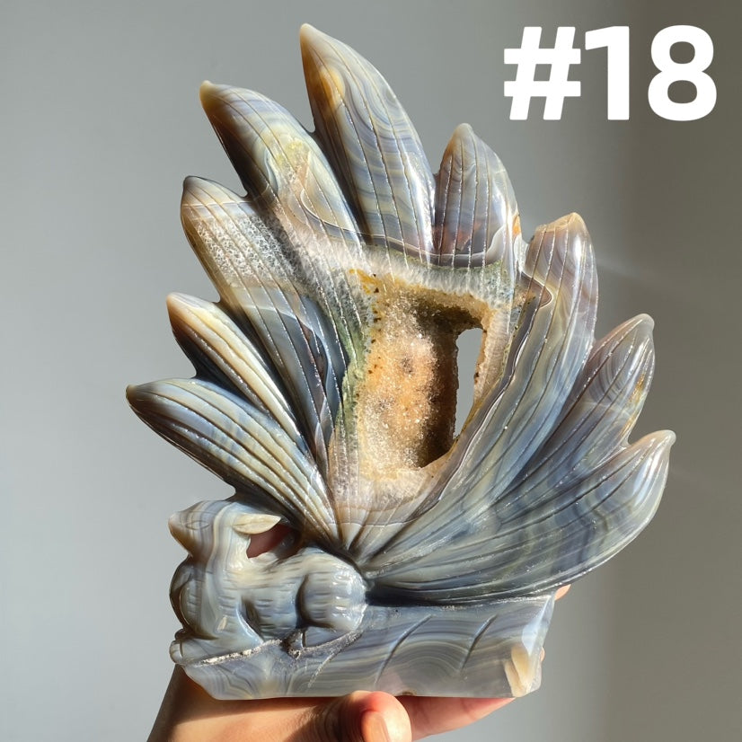 Druzy Agate 9 Tailed Fox