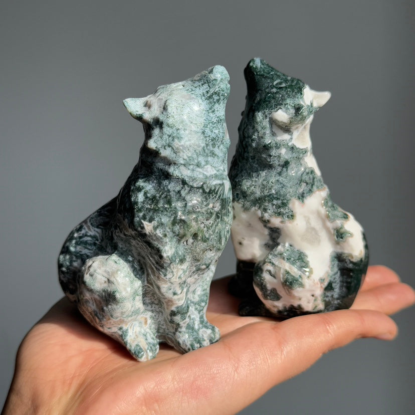 Moss Agate Wolf