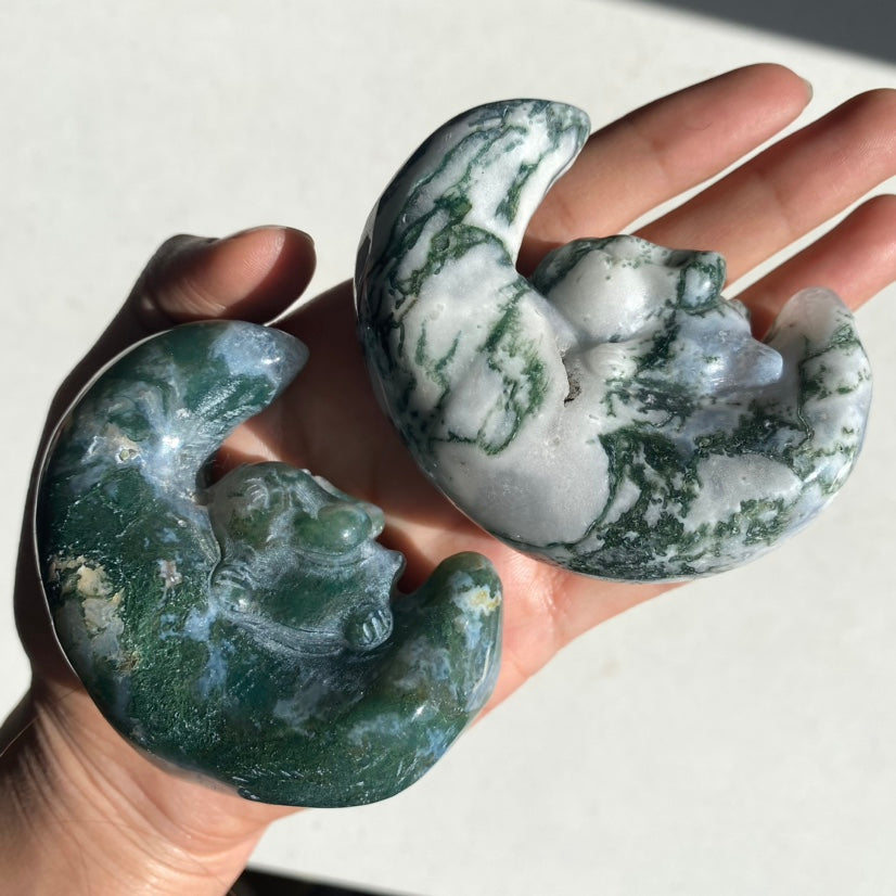 Moss Agate Moon Rabbit