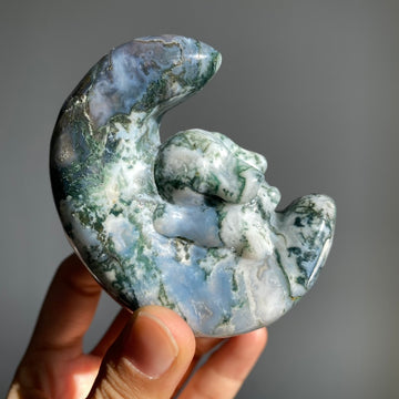 Moss Agate Moon Rabbit